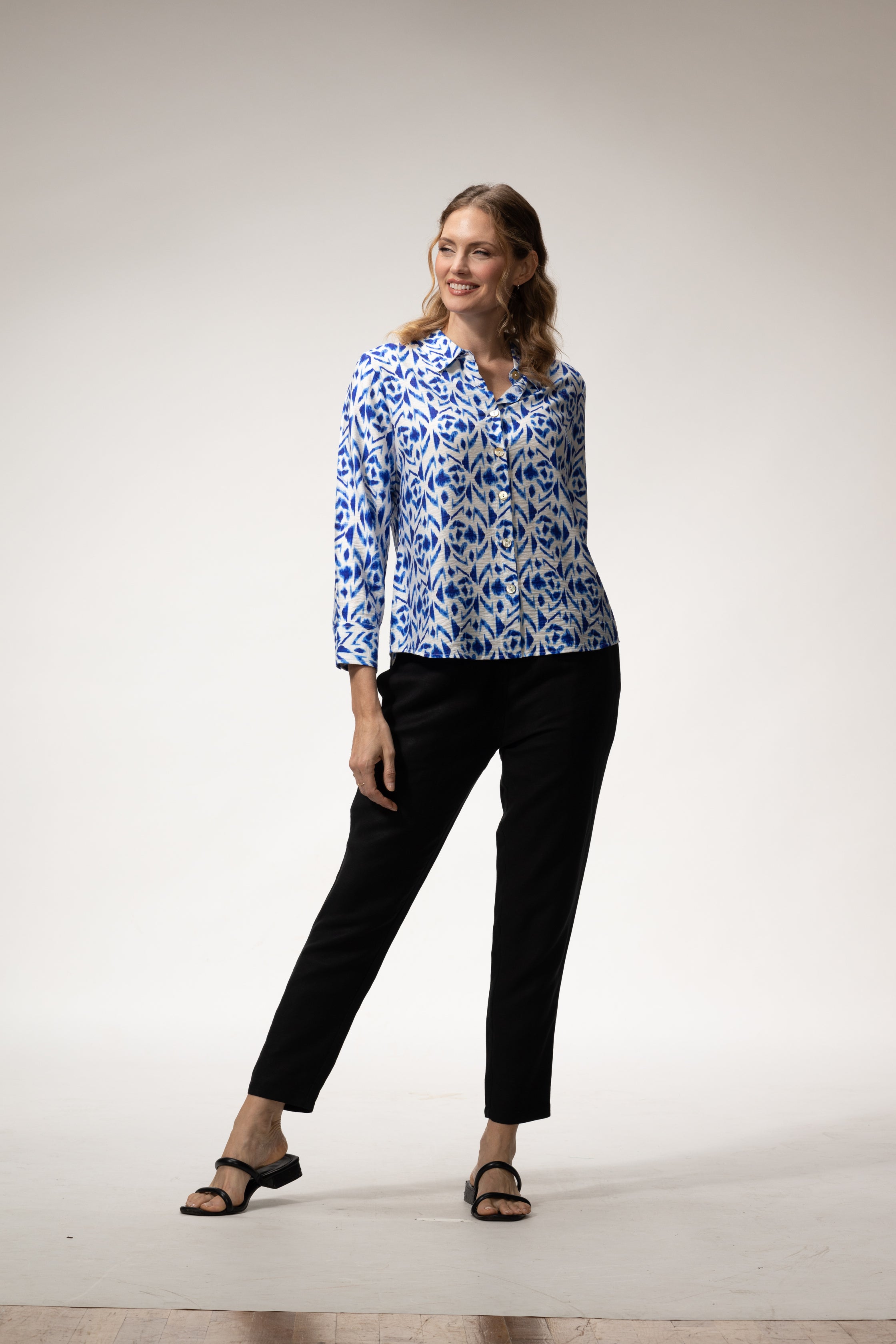 Too Fan | Blue White Print Top