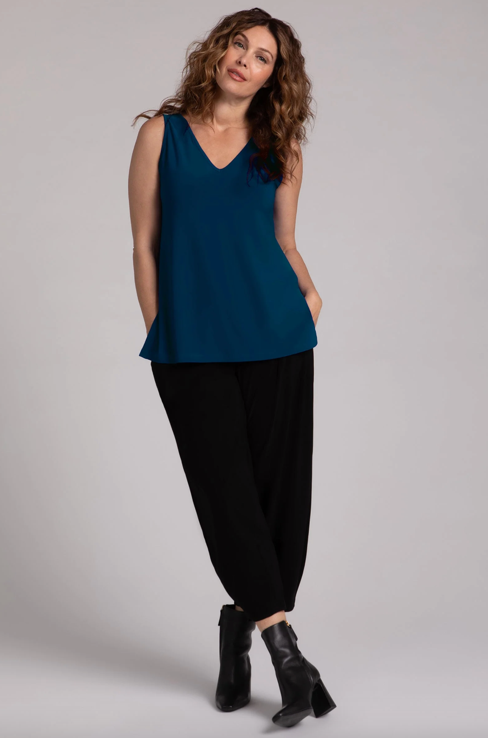 Sympli | Go To V-neck Tank Relax - Atlantis
