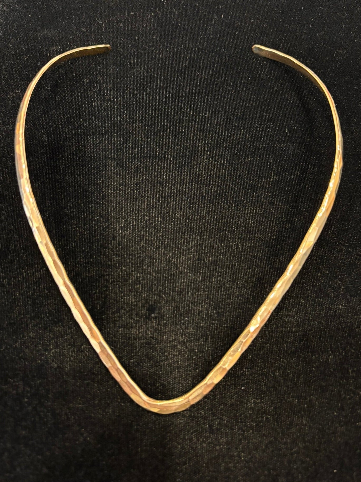 Starfire | Patterned "v" Handmade Necklace