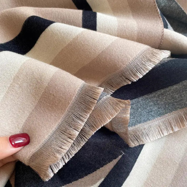 Winding River | Equestrian Wrap