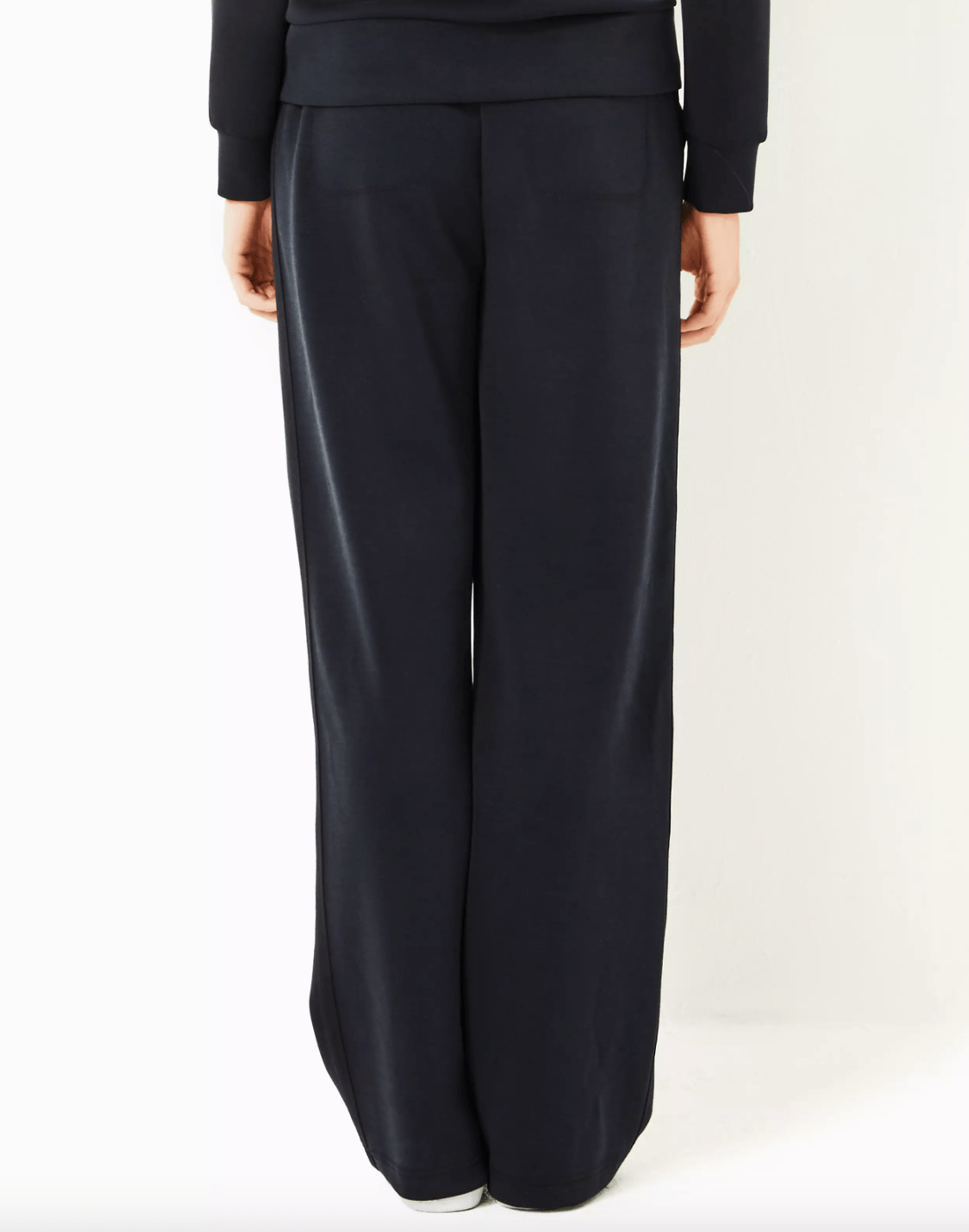 Lilly Pulitzer | Lilly Pulitzer | UPF 50+ Luxletic 30.5" Dylana Track Pant | Cloister Collection | LADIES