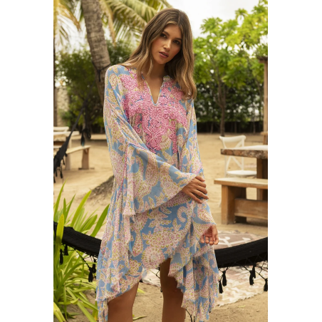 Miss June | Madalena Kaftan