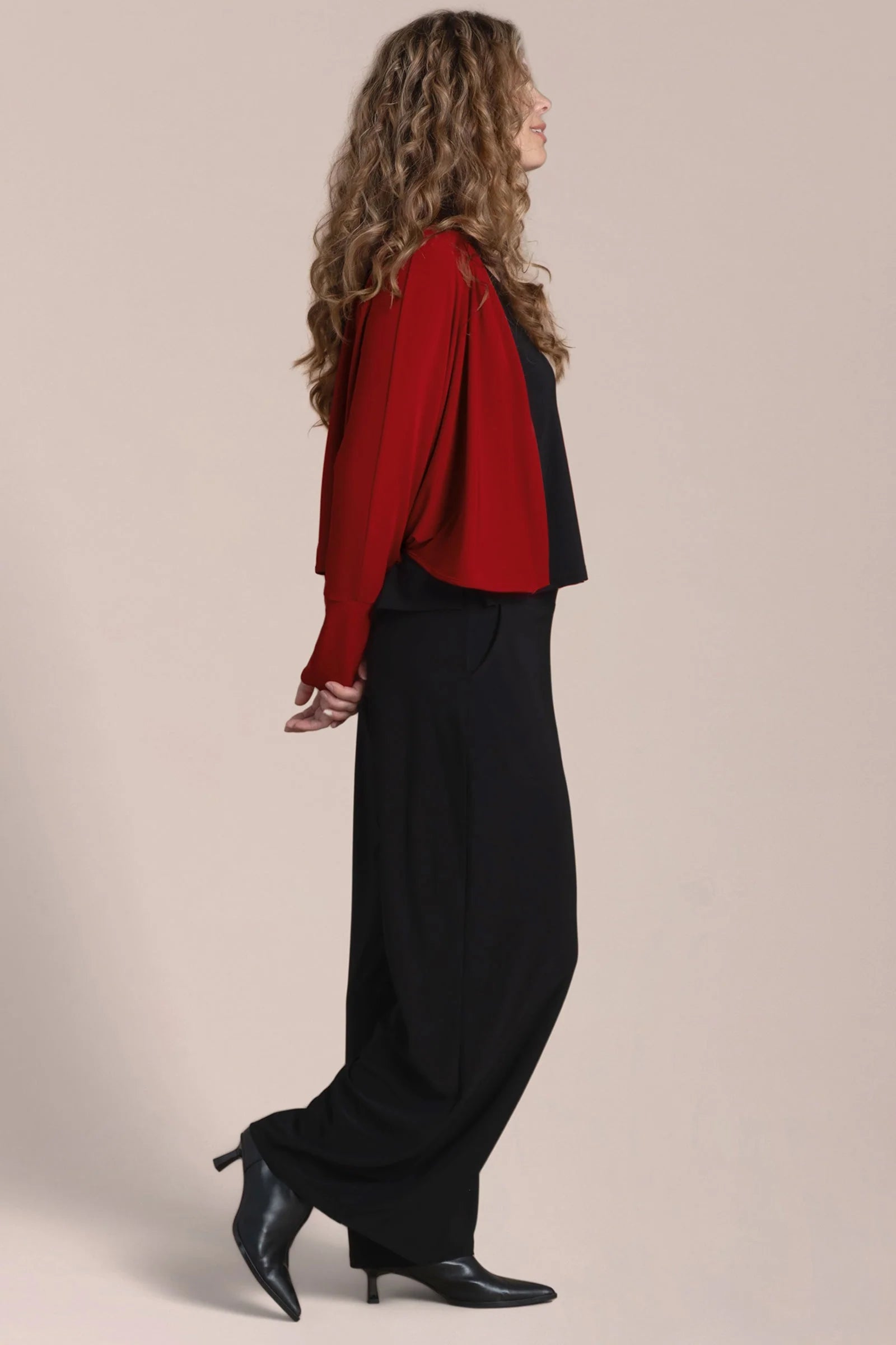 Sympli | Honeycomb Shrug - Red