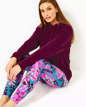 Load image into Gallery viewer, Lilly Pulitzer | Island Mid Rise Jogger Up
