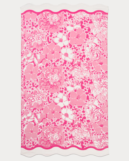 Scalloped Beach Towel - Conch Shell Pink Burst of Joy