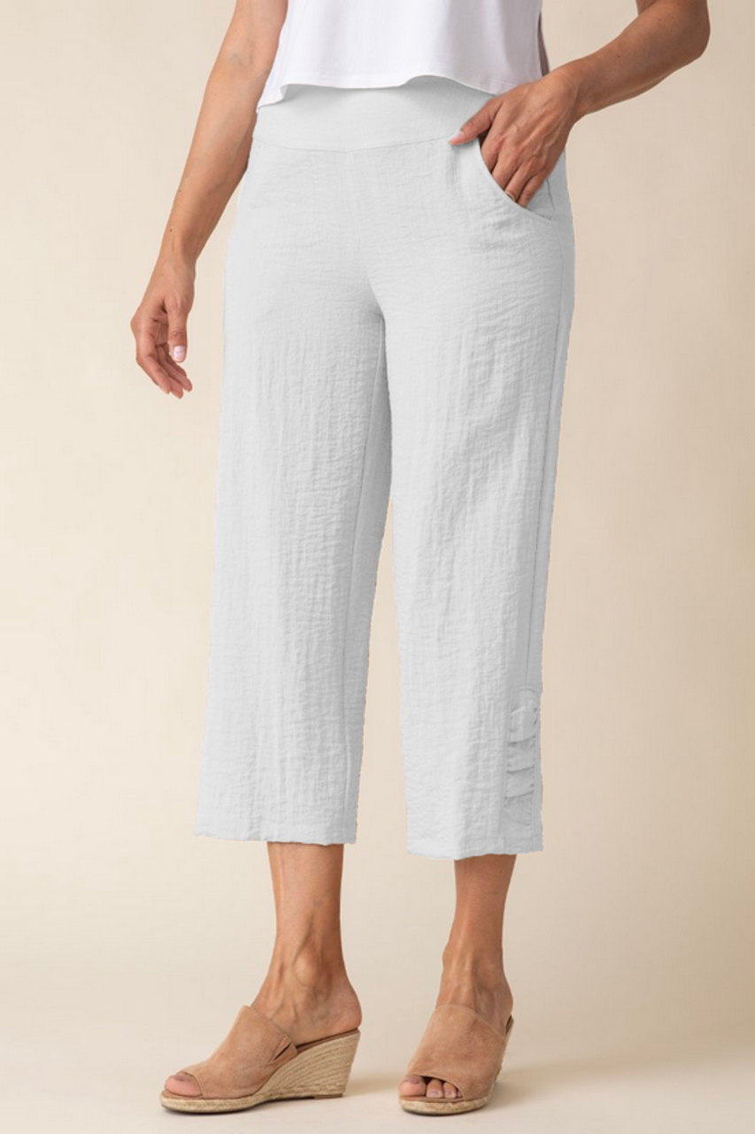 Habitat | Express Travel Solid Ruched Straight Crop