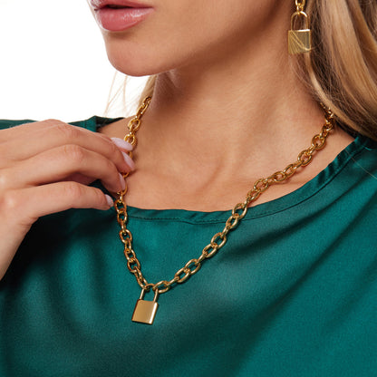 Kenneth Jay Lane | Polished Gold Link with Lock Pendant Necklace