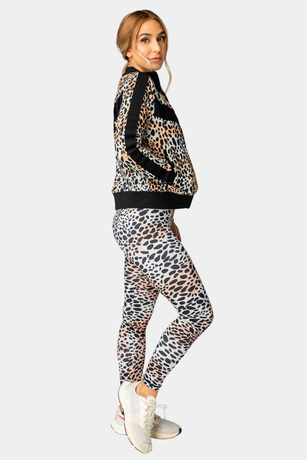 Buddy Love | Vonn Elastic Long Sleeve Zip Up Jacket - Cheetah