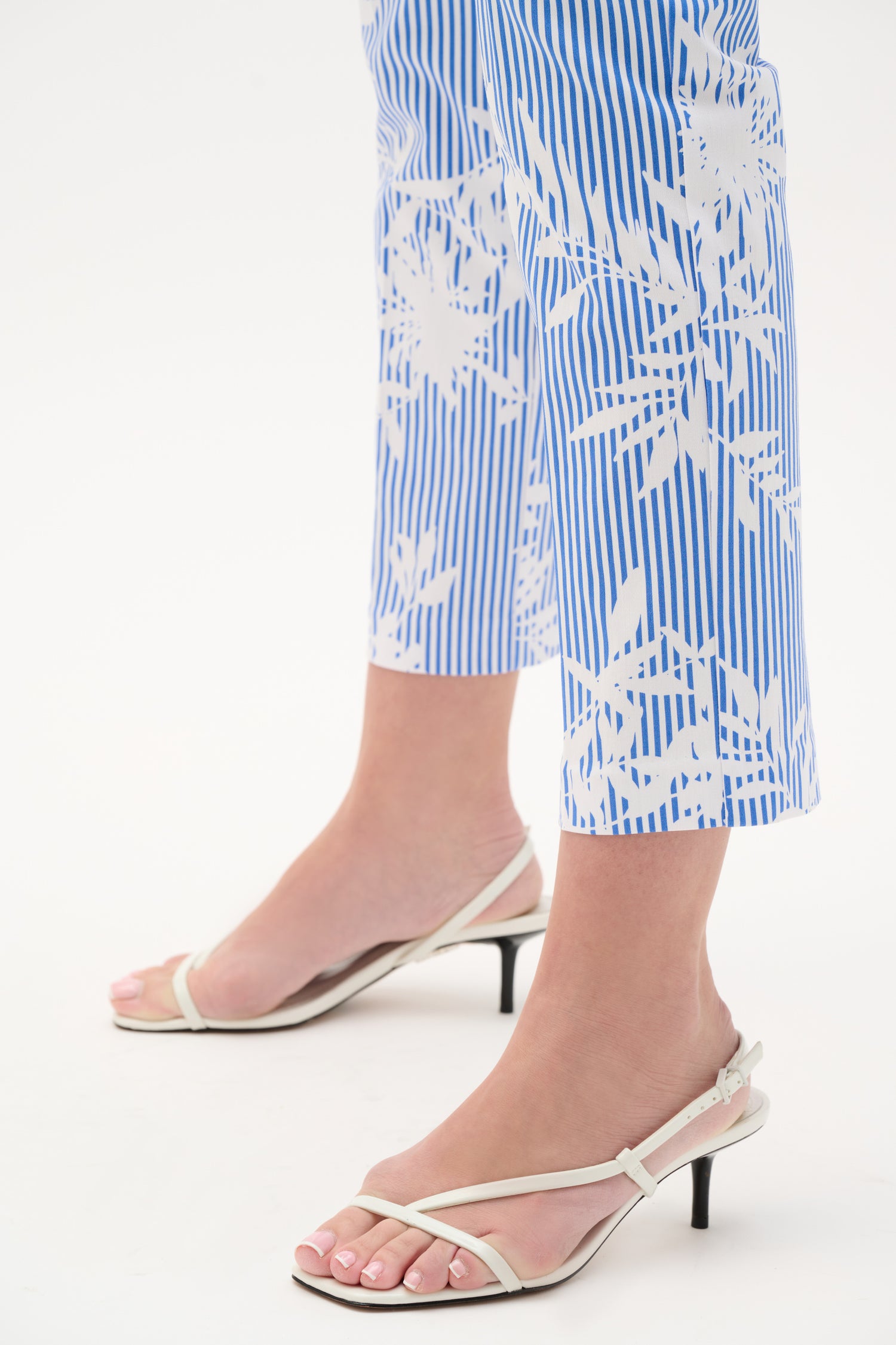 Printed Pull On Pants