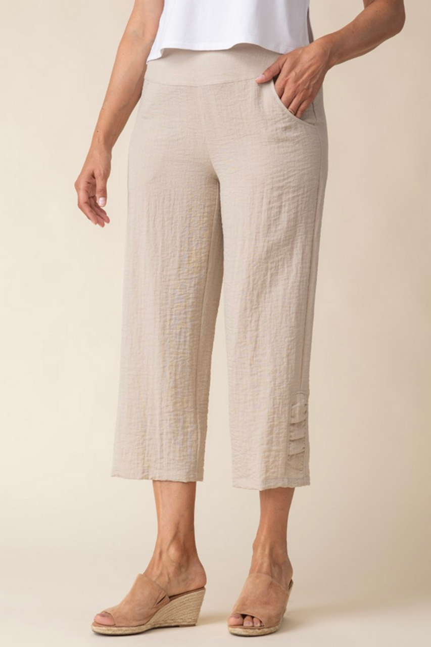 Habitat | Express Travel Solid Ruched Straight Crop