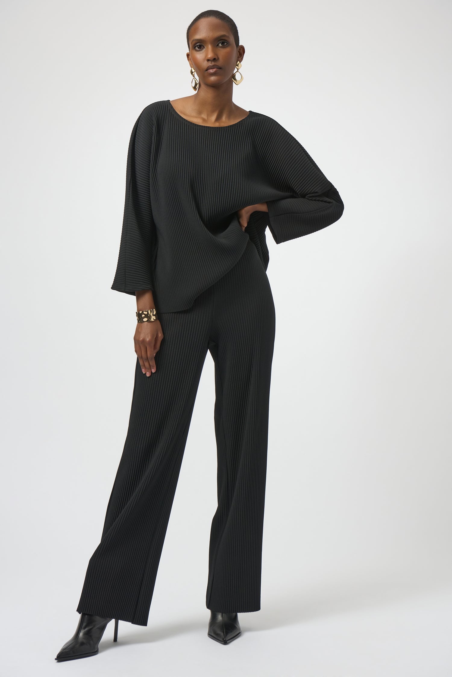 Joseph Ribkoff | Relaxed Pleated Trousers