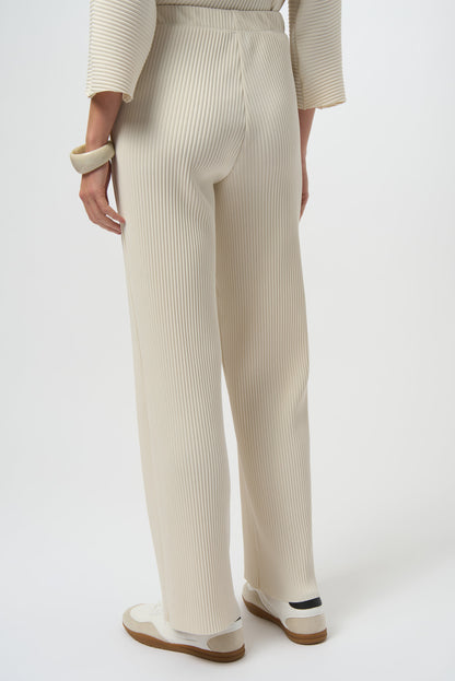 Joseph Ribkoff | Relaxed Pleated Trousers