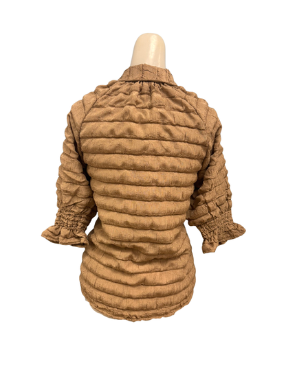 Women blouse beige quilted half sleeve top