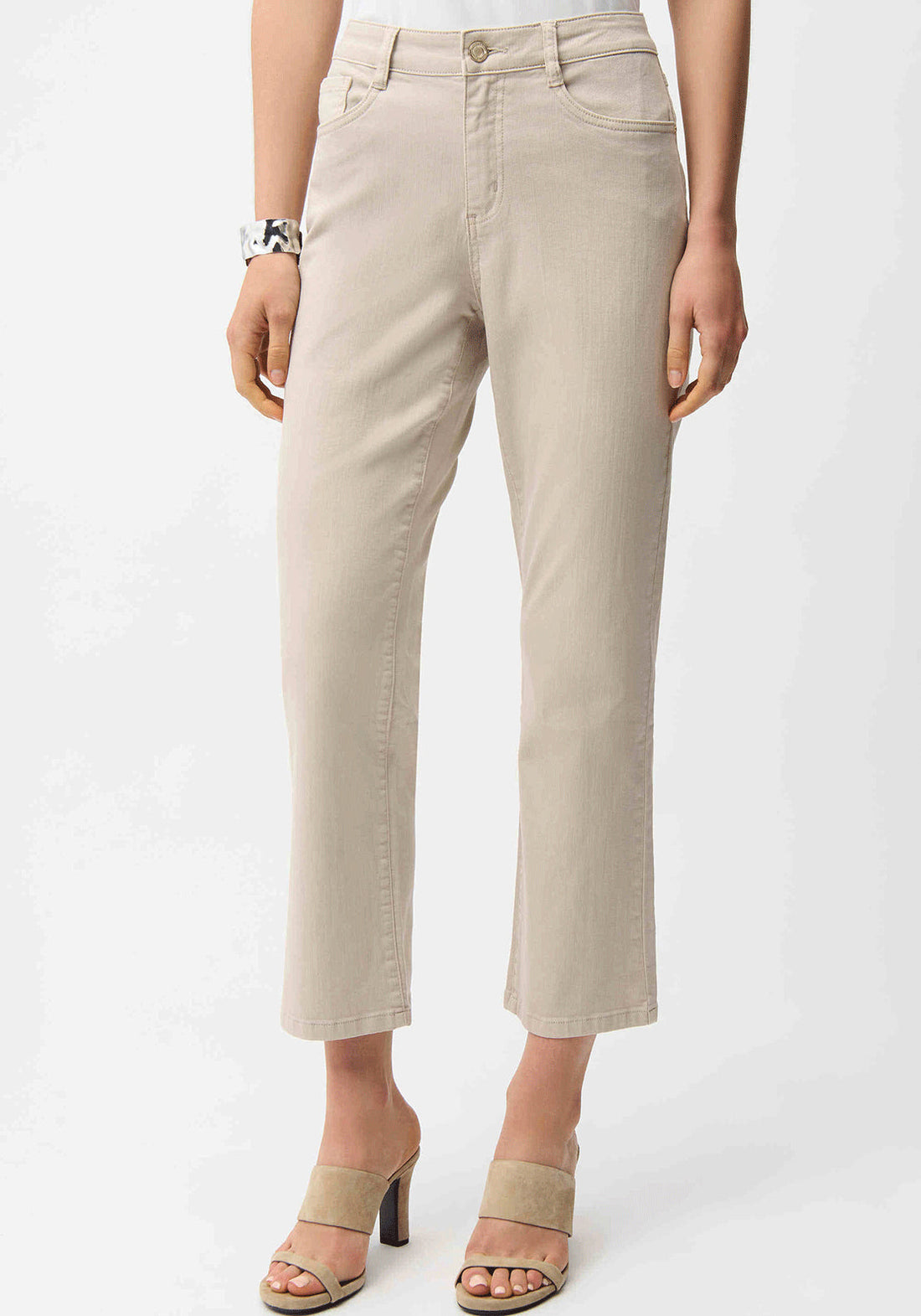 Straight Legged Jeans - Beige