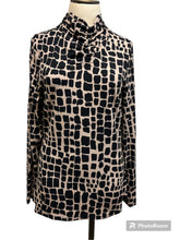 Load image into Gallery viewer, Joseph Ribkoff | Animal Prnt Tunic
