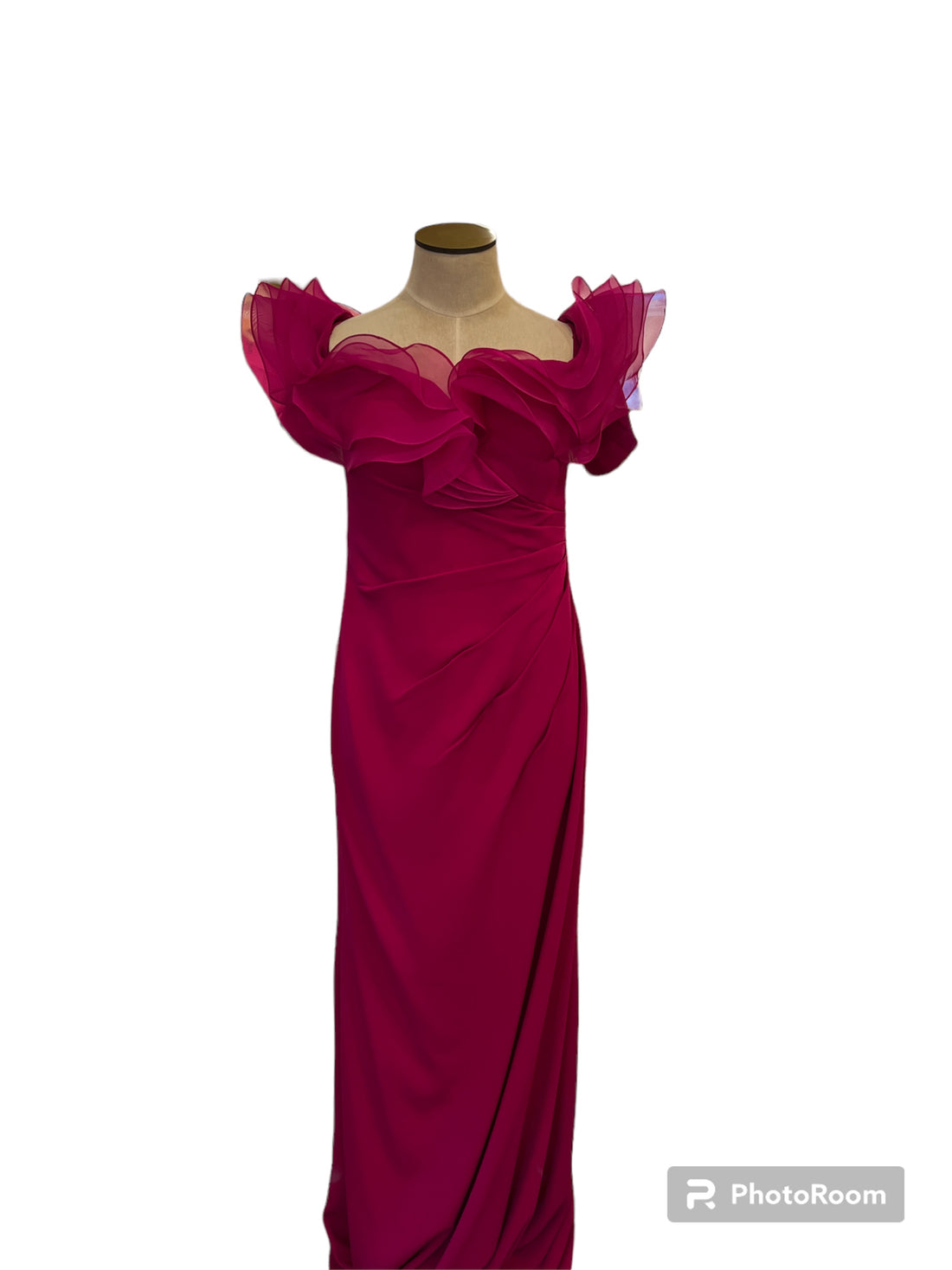 Daymor Couture | Gown with ruffle sleeve