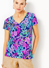 Load image into Gallery viewer, Lilly Pulitzer | Meredith Tee
