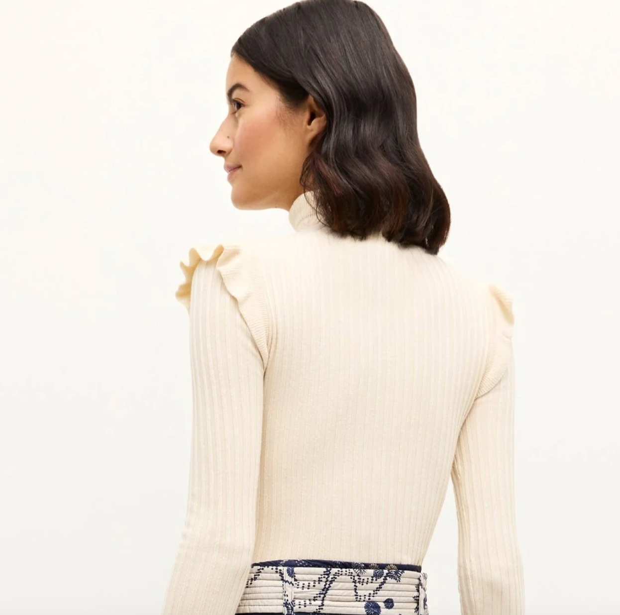 Marie Oliver | Tinley Turtleneck