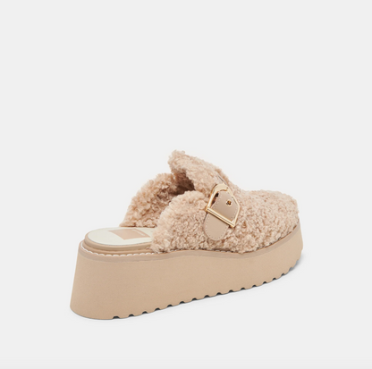 Dolce Vita | Lelian Plush Flat