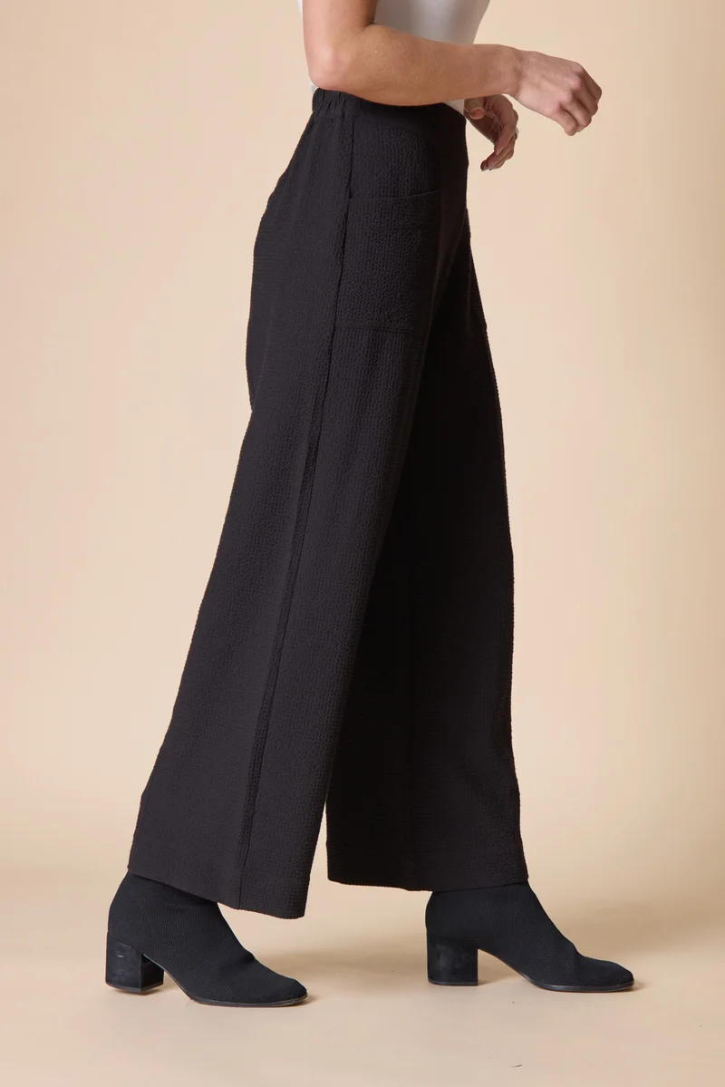 habitat Crinkle Crepe Aria Pant black 