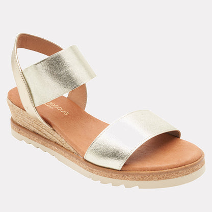 Andre Assous | Neveah Metallic Wedge