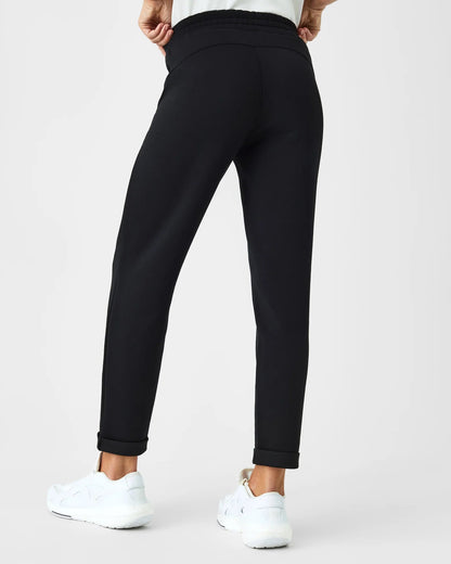 Spanx | Spanx | Airessentials Tapered Pant | Cloister Collection | MISSYSPORTSWEAR