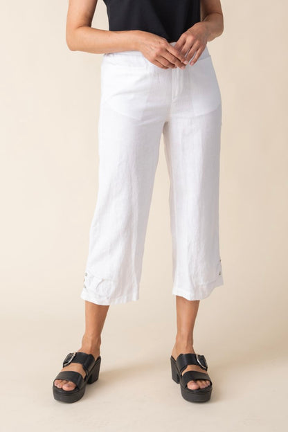Linen Pleat Button Capri