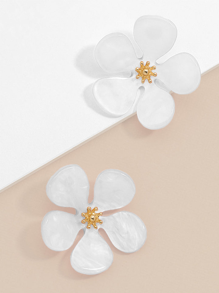 Zenzii | Glistening Resin Flower Stud Earring - White
