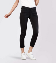 Load image into Gallery viewer, Mac Jeans | Dream Chic Ankle
