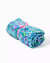 Load image into Gallery viewer, Lilly Pulitzer | Paradise Blanket
