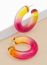 Load image into Gallery viewer, Zenzii | Chuncky Ombre Lucite Open Hoop
