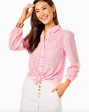 Load image into Gallery viewer, Lilly Pulitzer | Sea Breeze Eyelet Button
