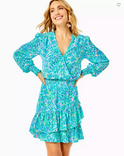 Load image into Gallery viewer, Lilly Pulitzer | Cristiana Long Sleeve Str
